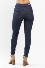 Load image into Gallery viewer, Judy Blue High Waist Classic Back Pocket Embroidery Skinny
