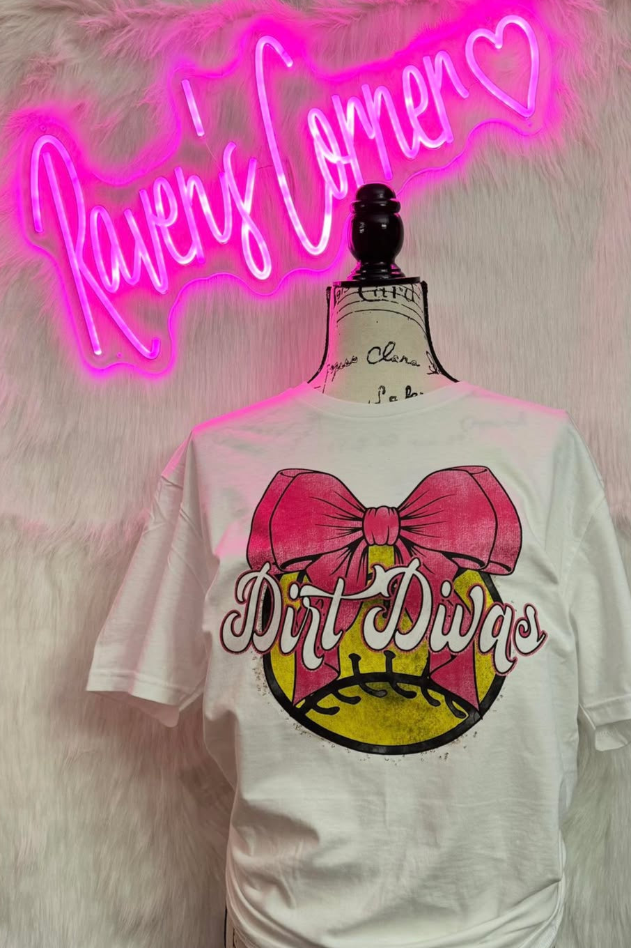 Dirt Diva's Softball w/ Bow
