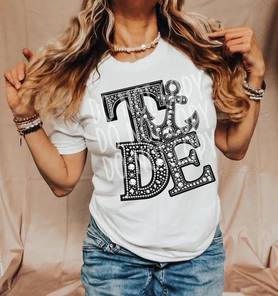 Tide Faux Rhinestone Anchor Tee